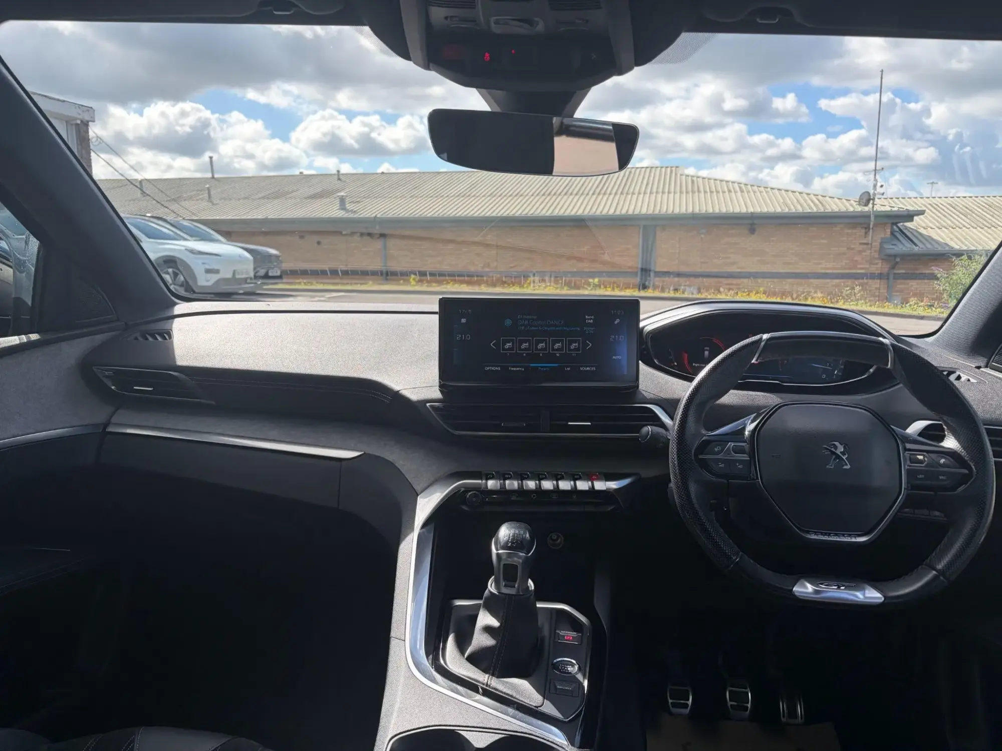 Peugeot 3008 Image 11