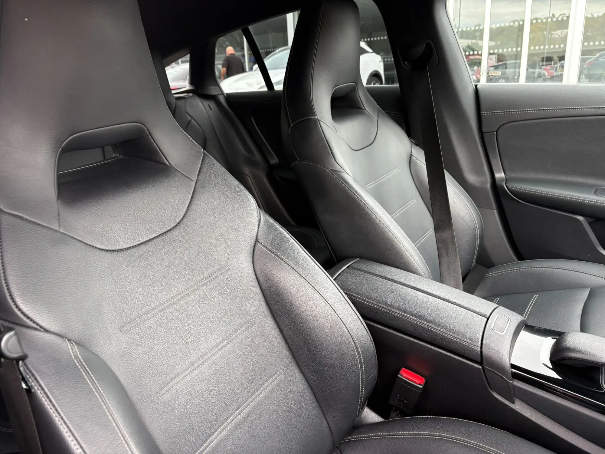 Mercedes-Benz CLA Image 13