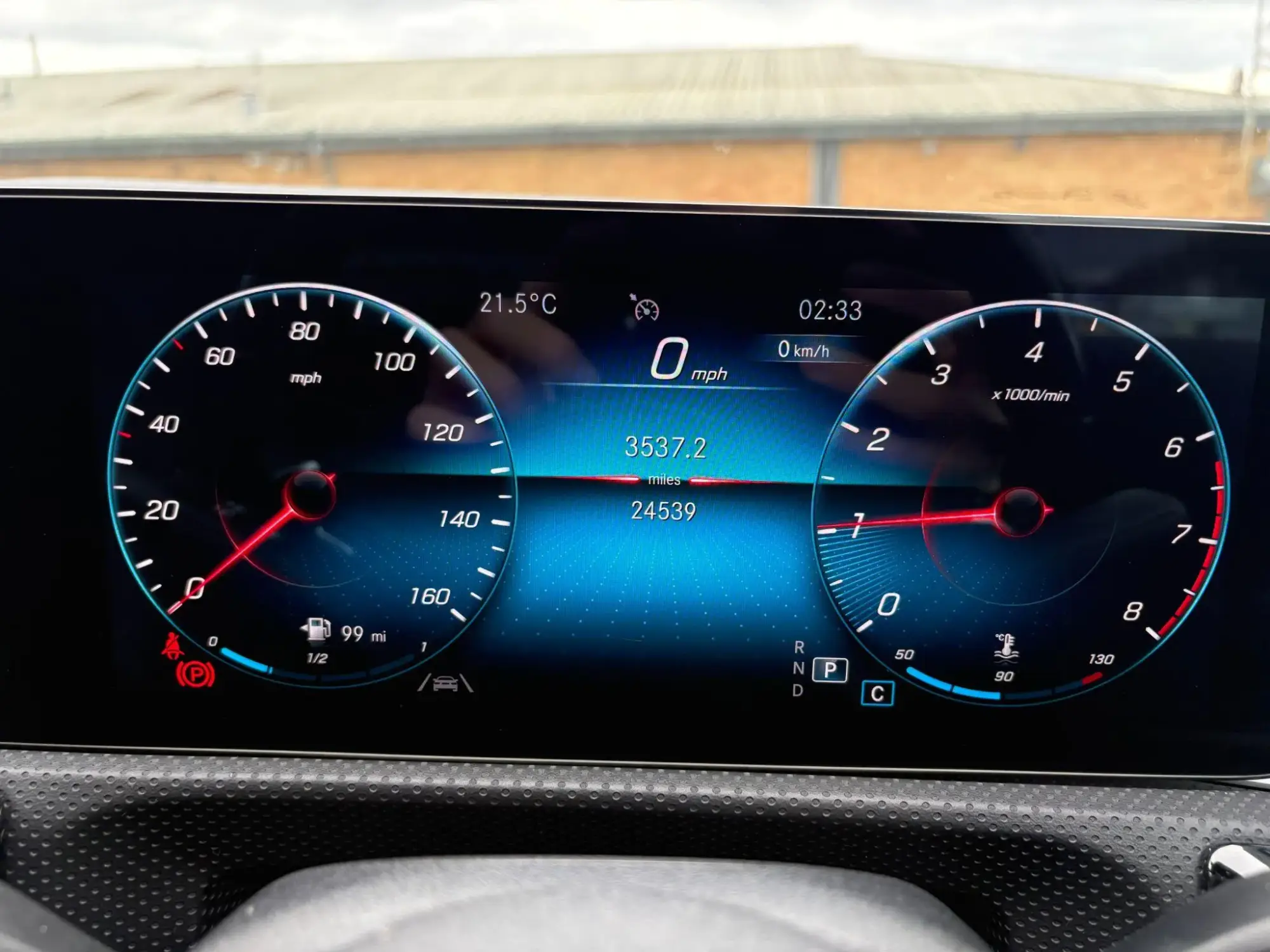 Mercedes-Benz CLA Image 30