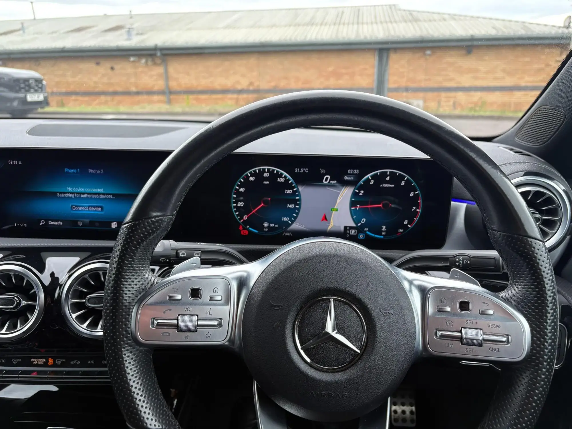 Mercedes-Benz CLA Image 32