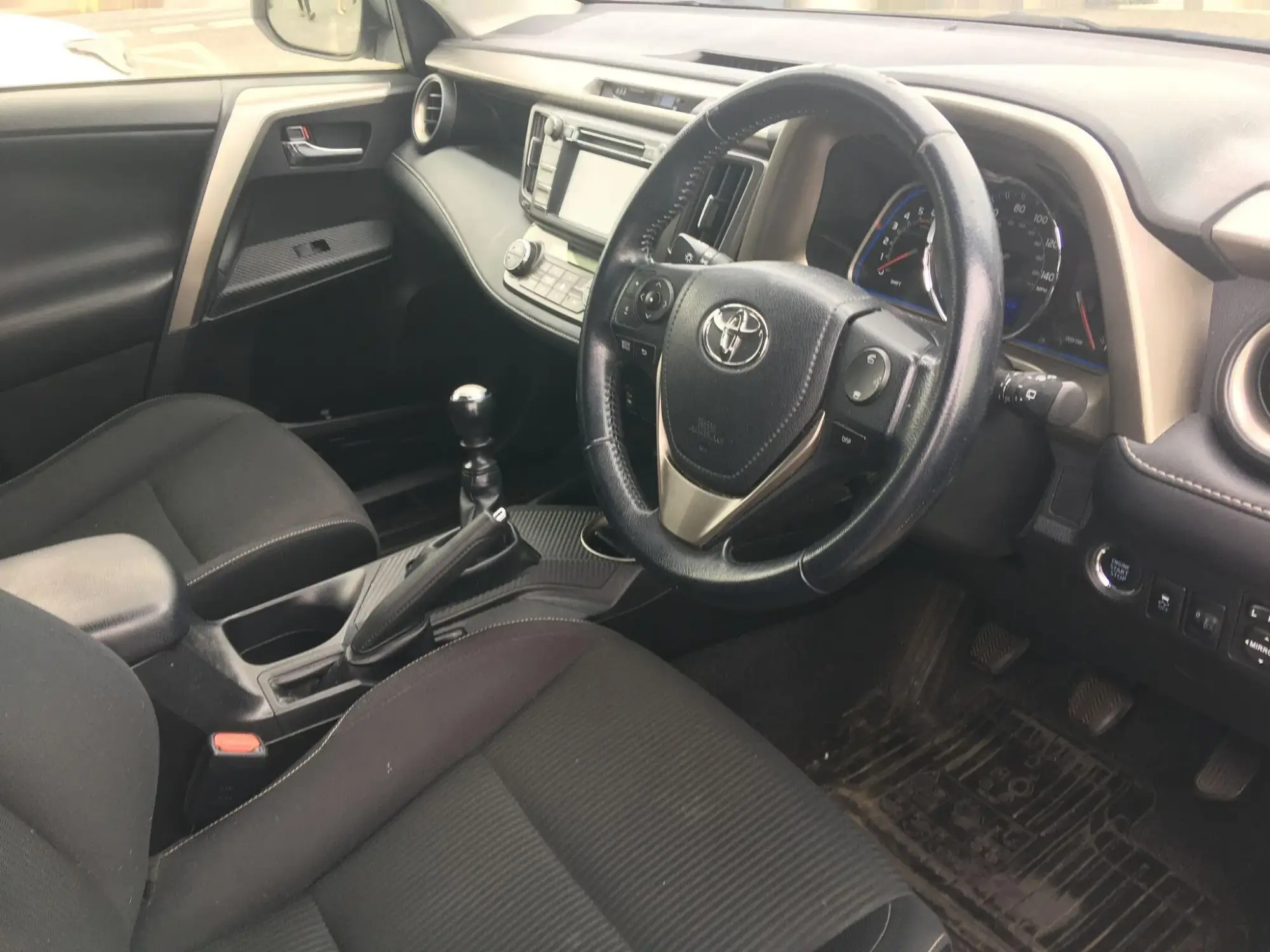Toyota RAV4 Self-Charging Hybrid Image 11 Toyota RAV4 Self-Charging Hybrid Image 11