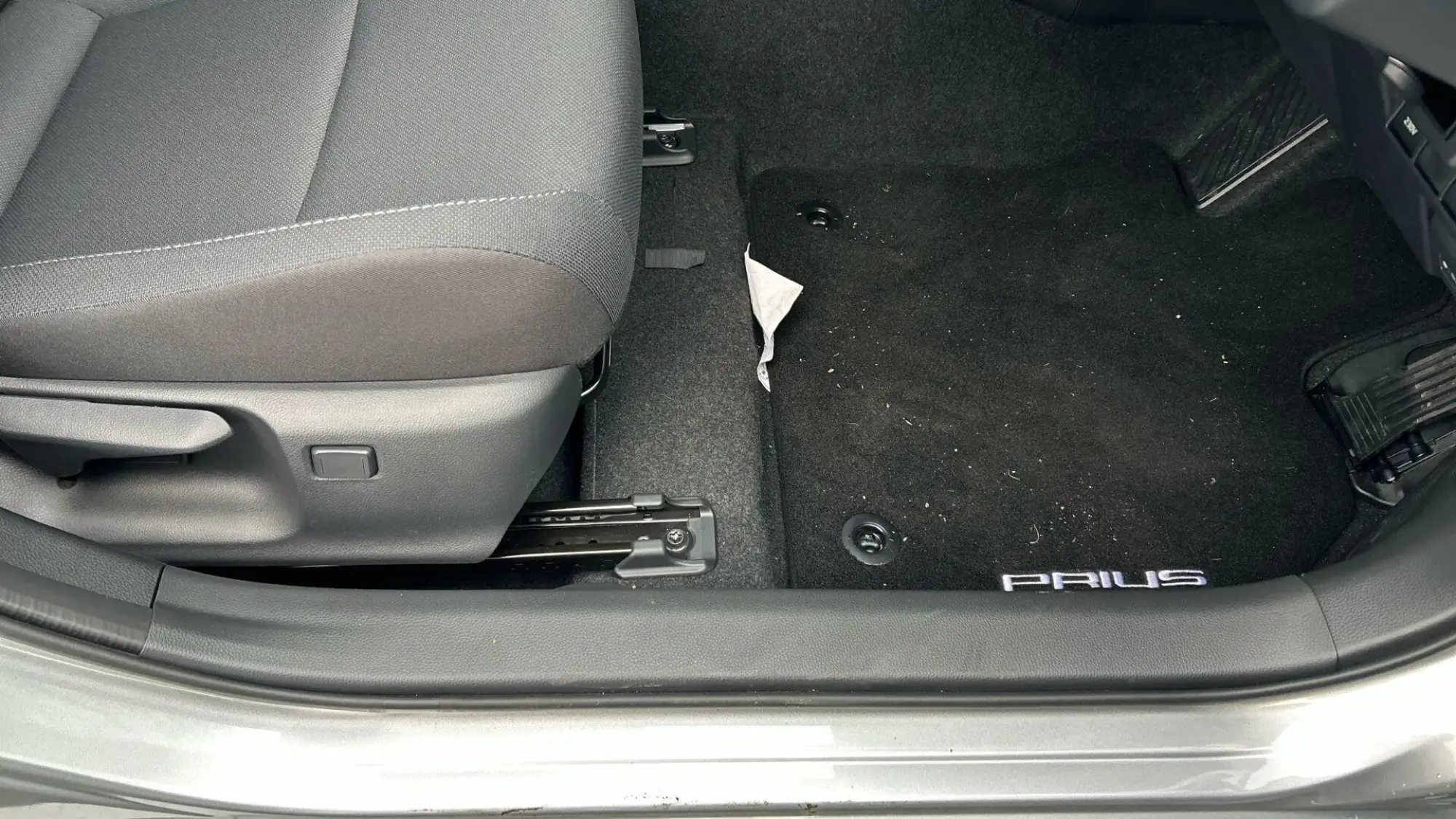Toyota Prius Plug-in Hybrid Image 38