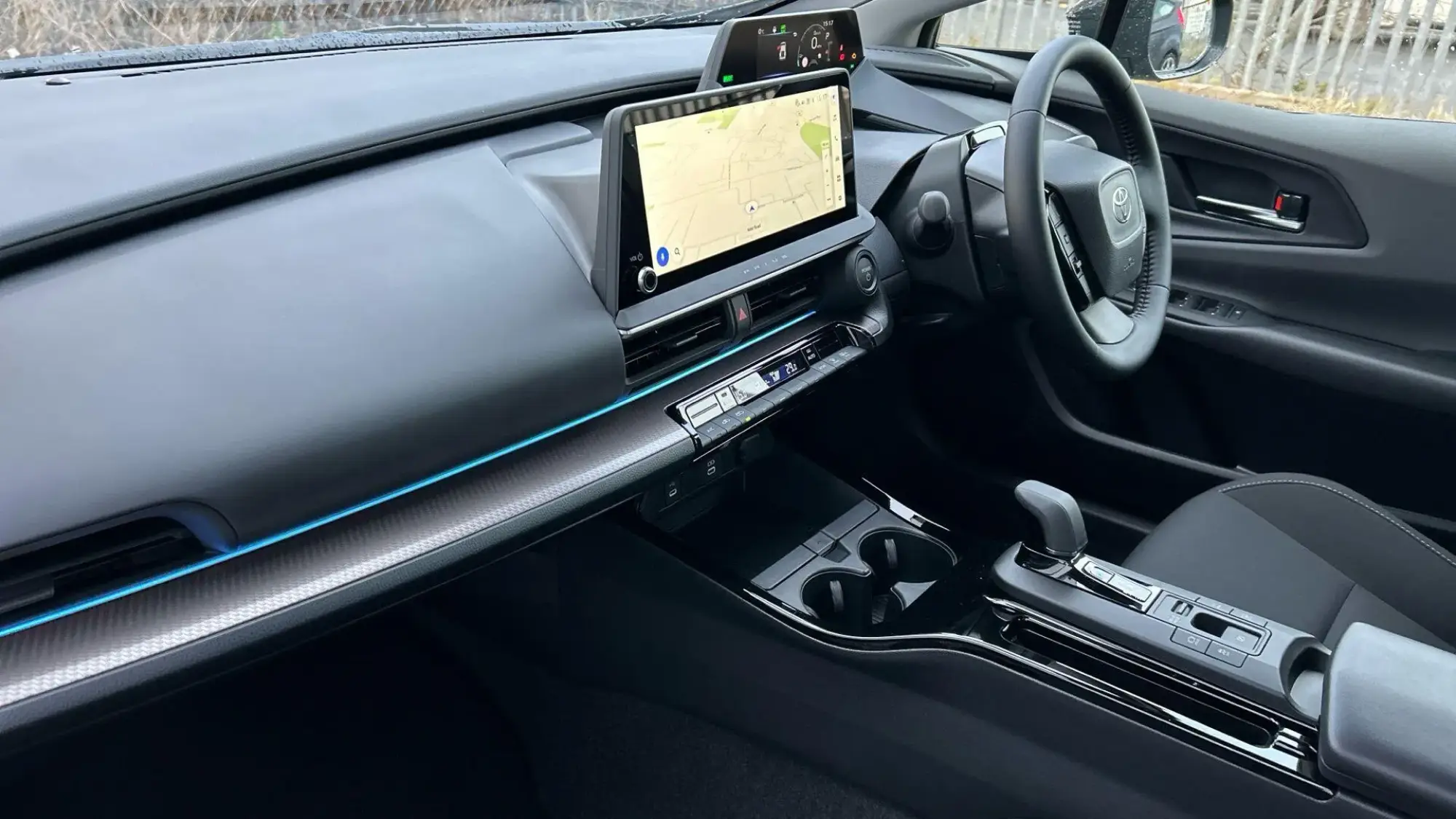 Toyota Prius Plug-in Hybrid Image 42