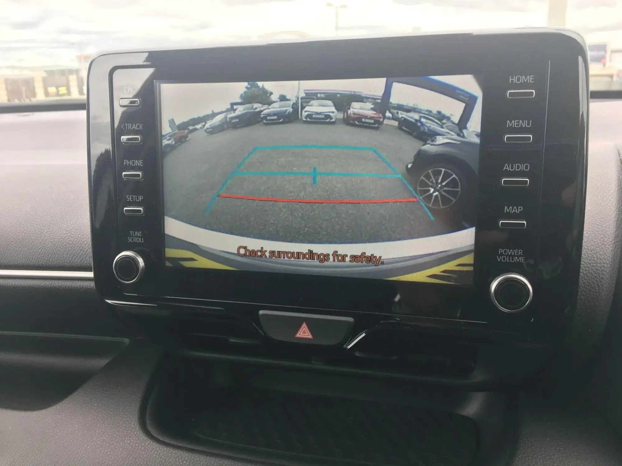 Toyota Yaris Image 16