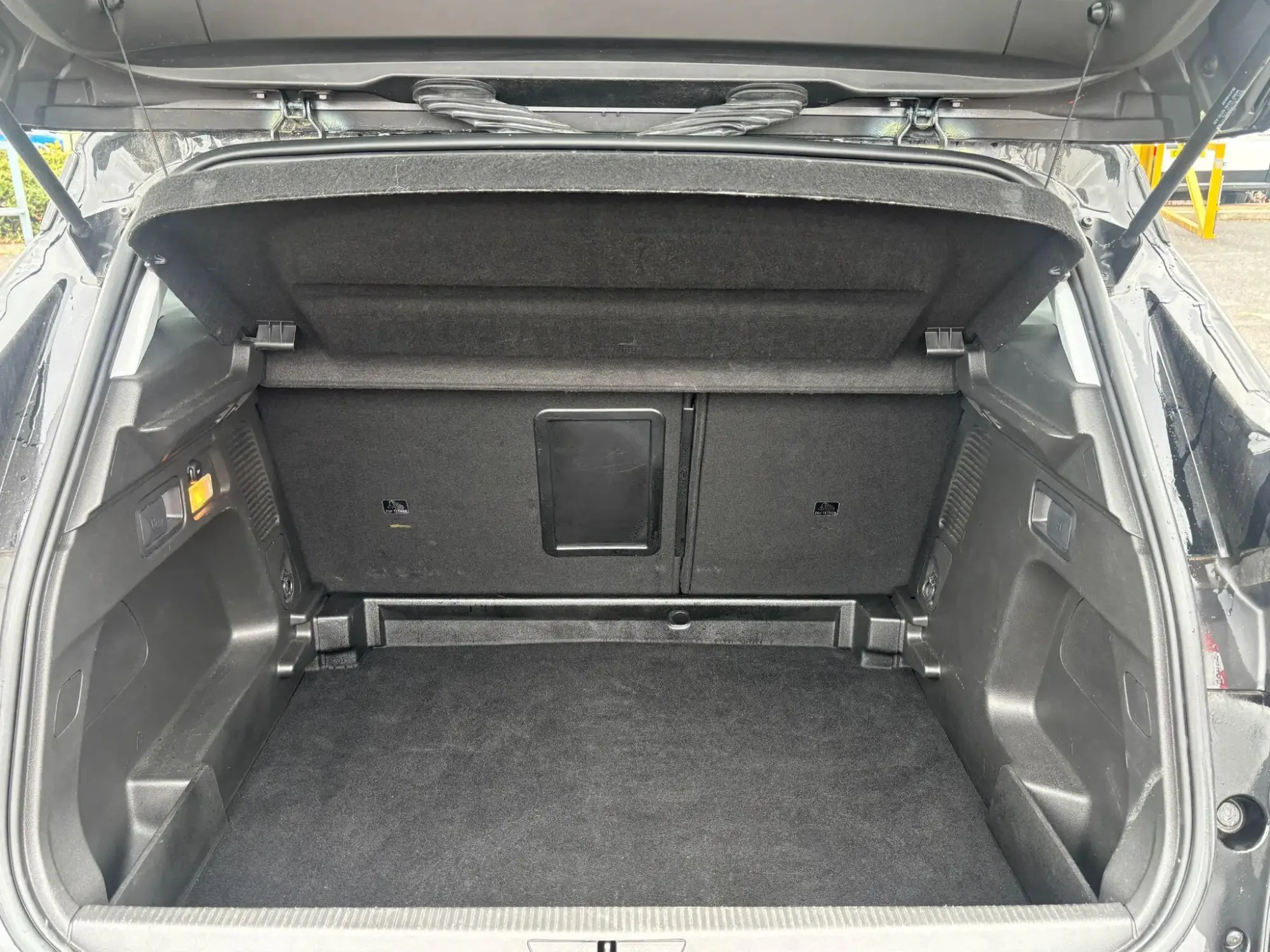 Vauxhall Grandland X Image 10 Vauxhall Grandland X Image 10