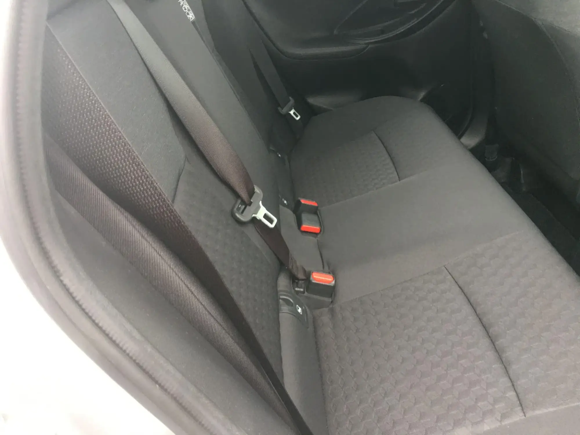 Toyota Yaris Image 17
