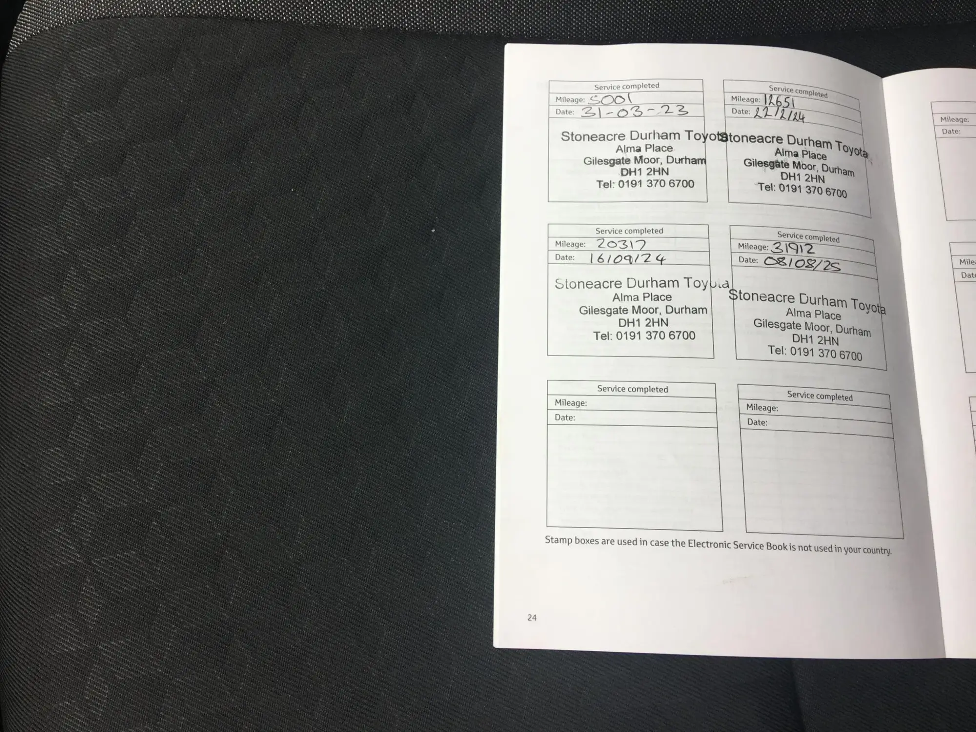 Toyota Yaris Image 26