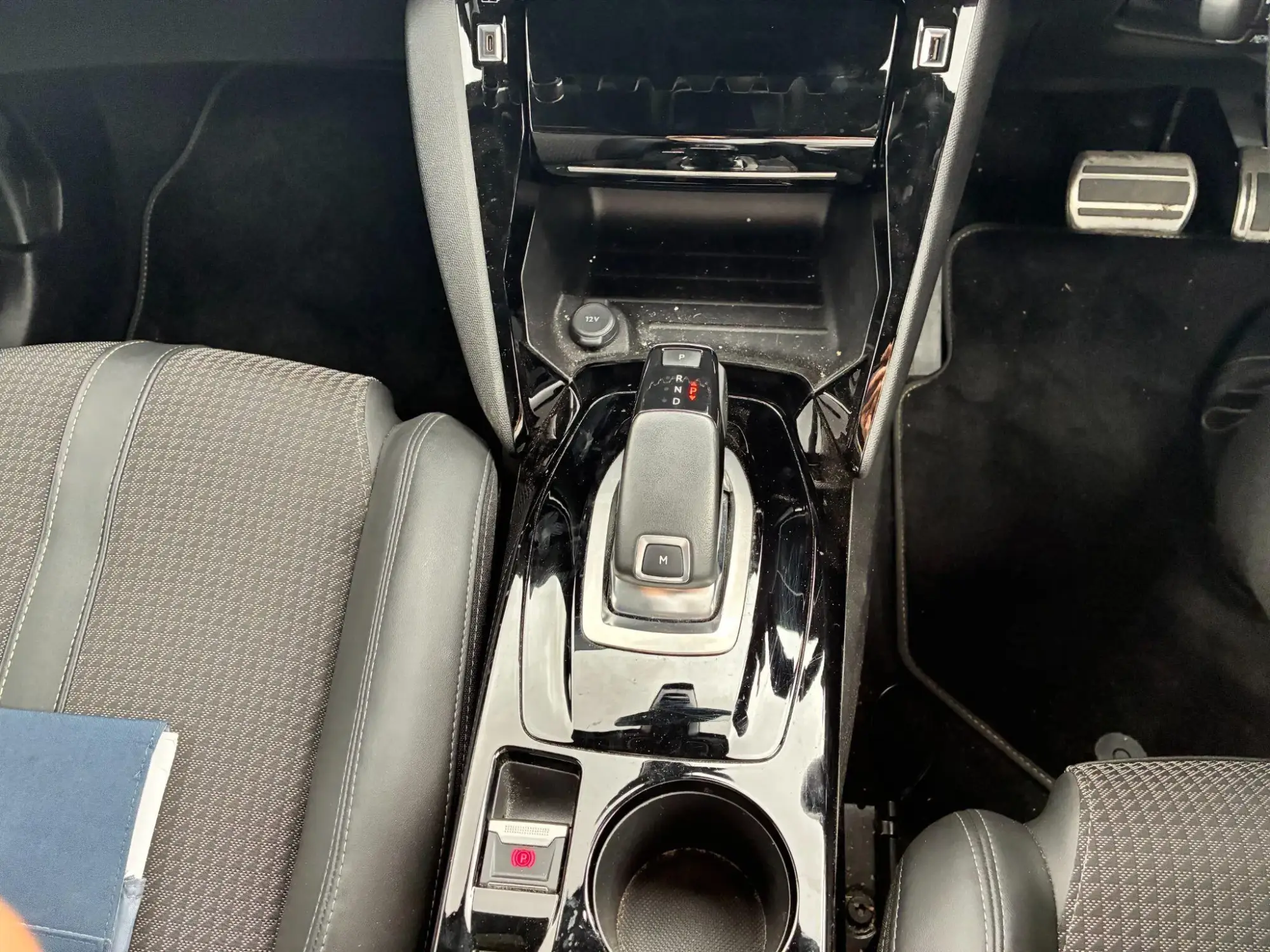 Peugeot 2008 Image 10