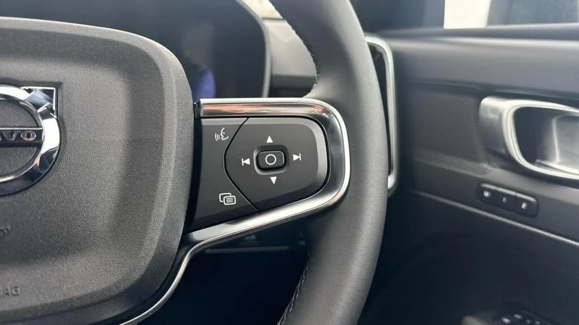 Volvo XC40 Image 46