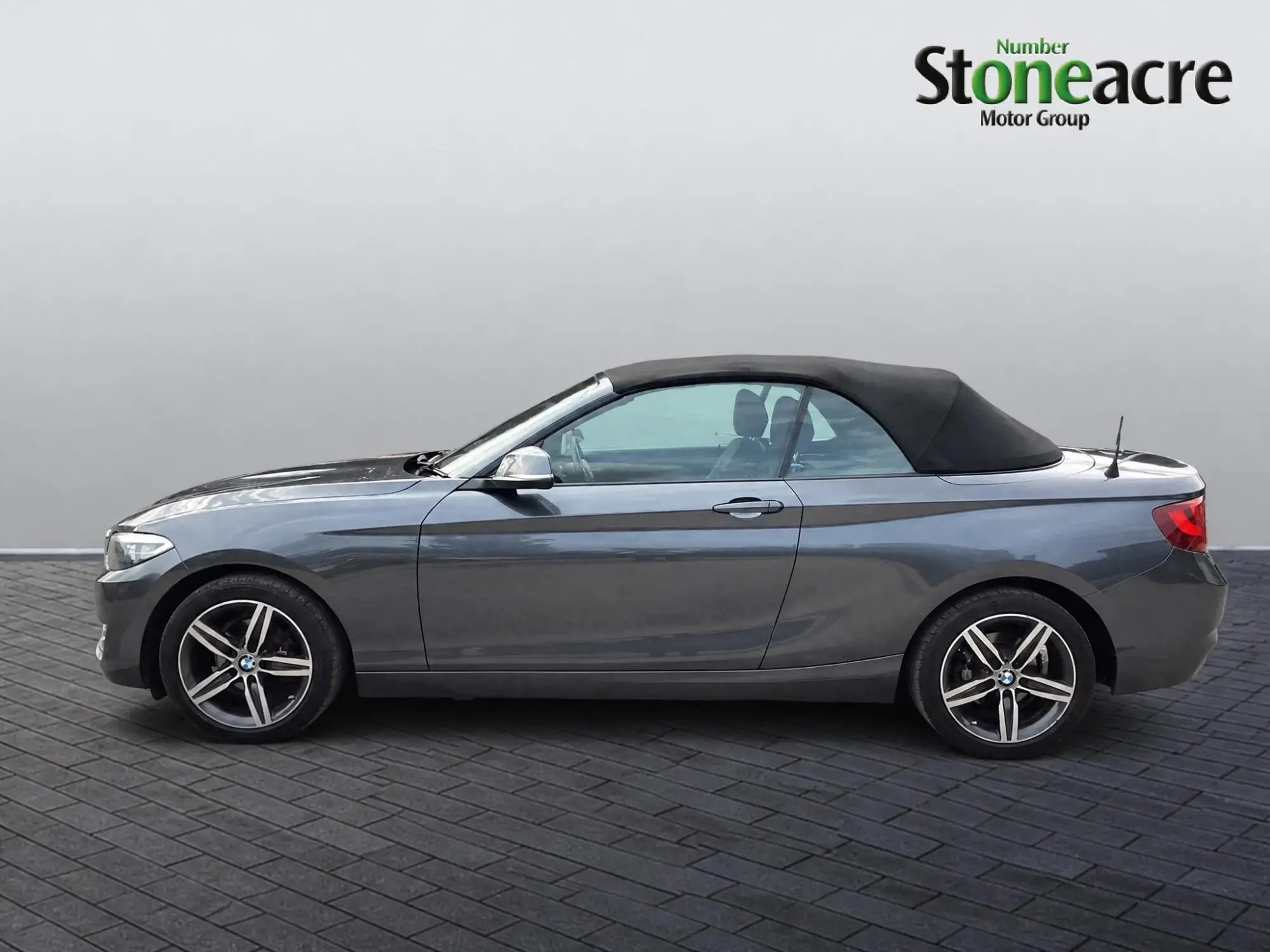 BMW 2 Series Image 6 BMW 2 Series Image 6