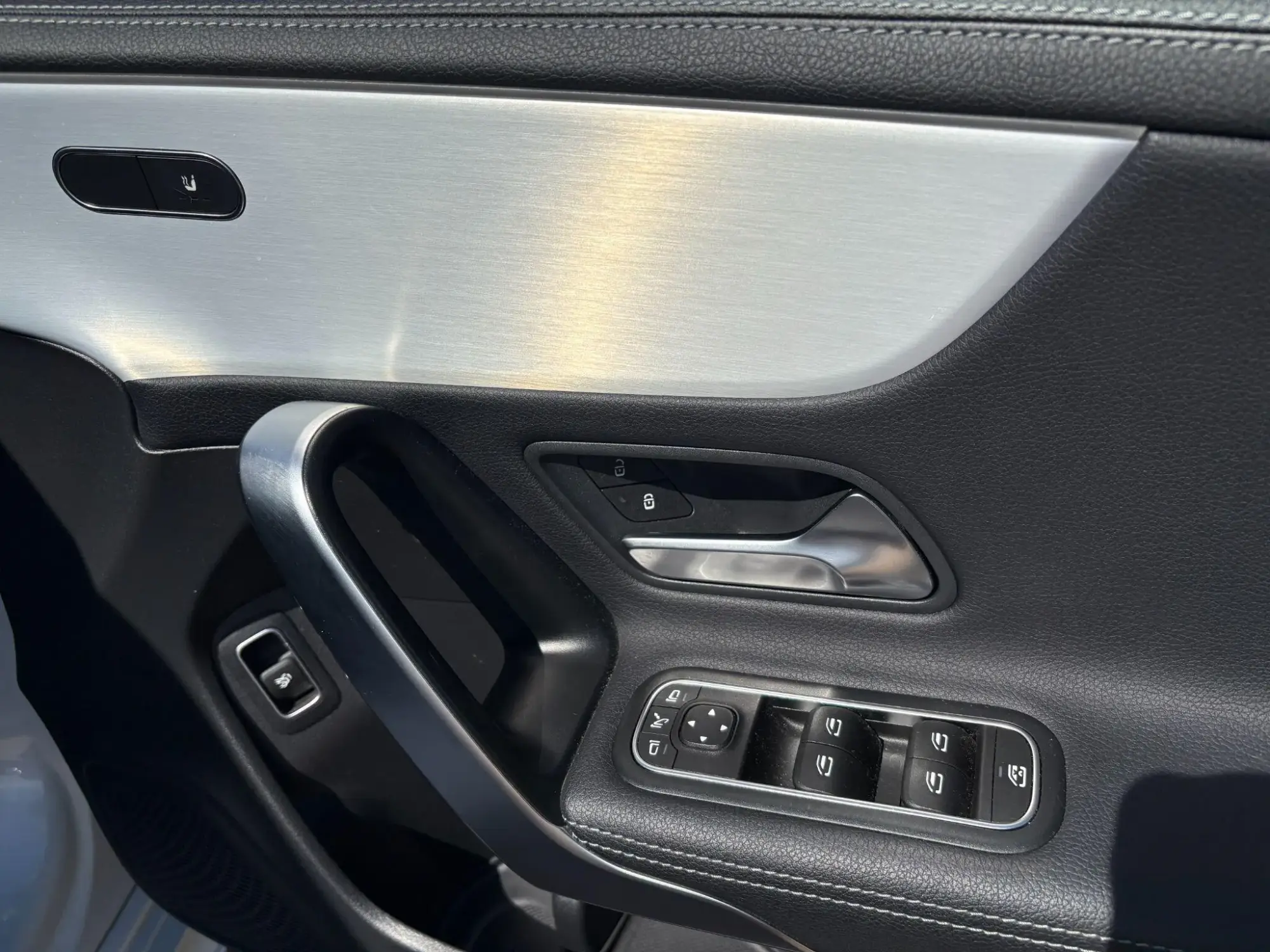 Mercedes-Benz CLA Image 27