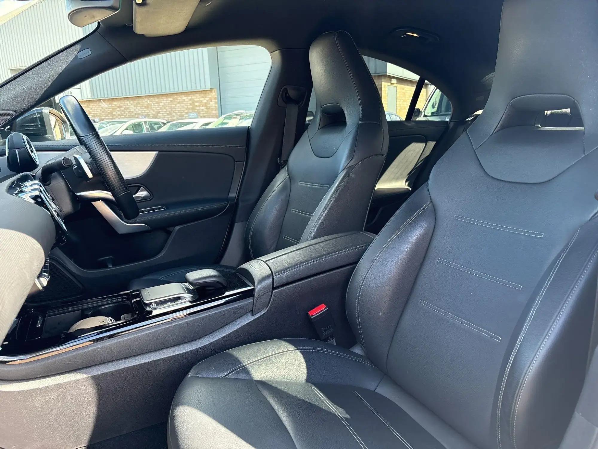 Mercedes-Benz CLA Image 21