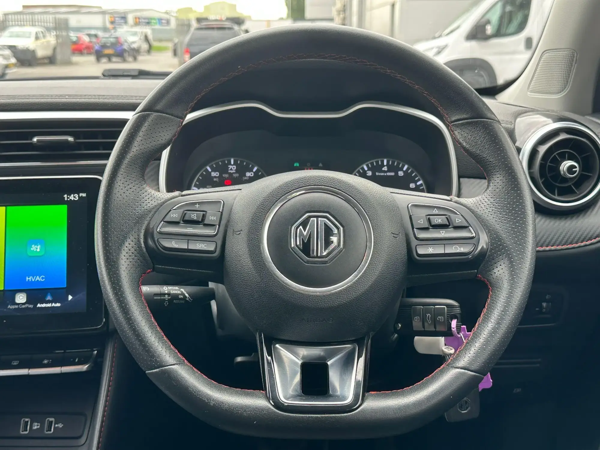 MG ZS Image 8