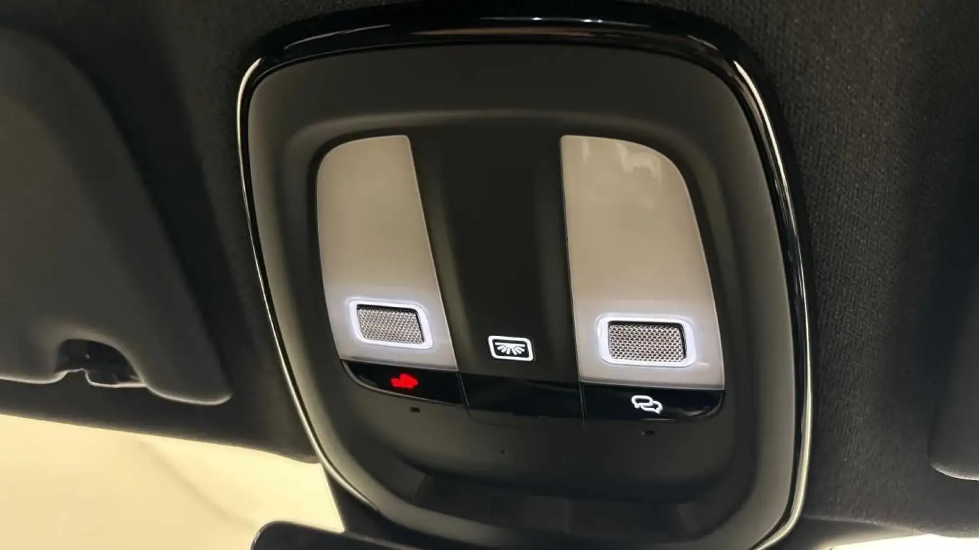Volvo XC40 Image 41