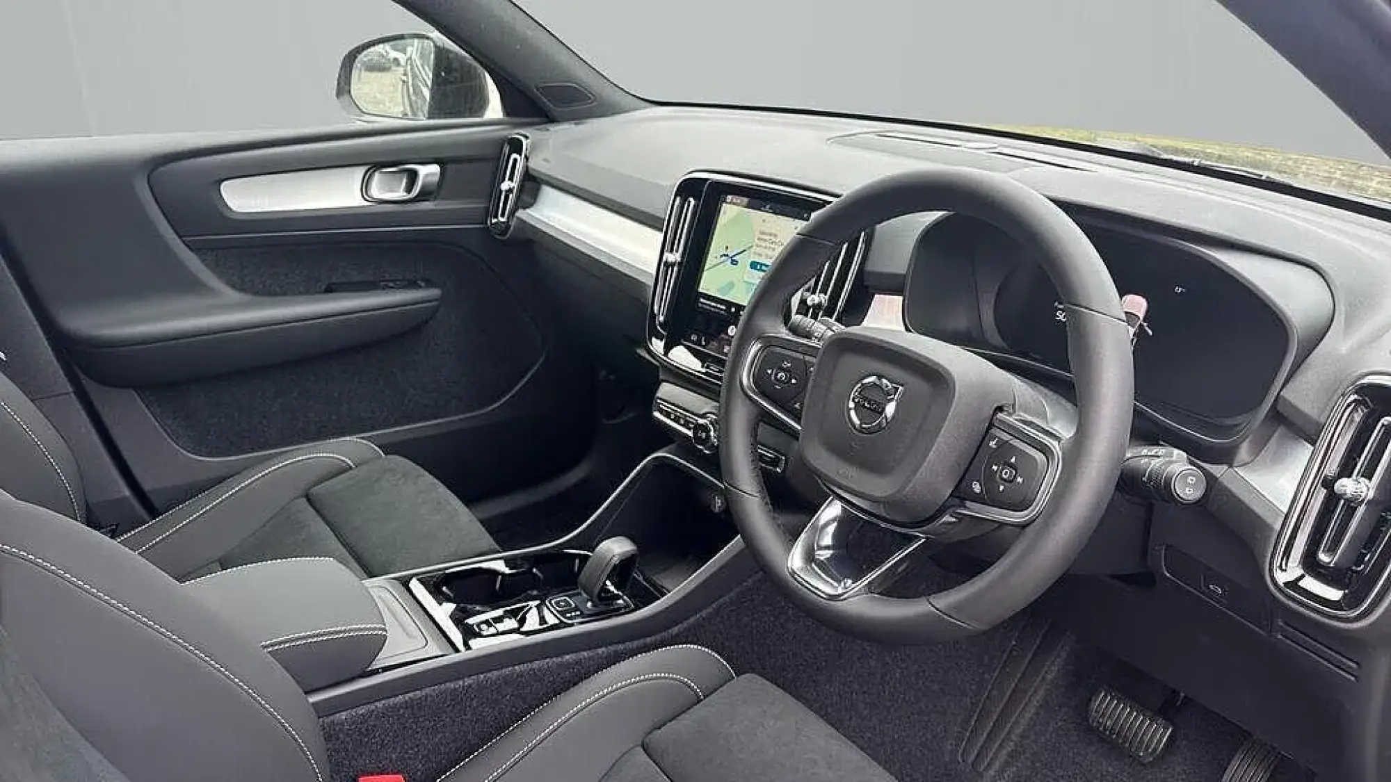 Volvo XC40 Image 18
