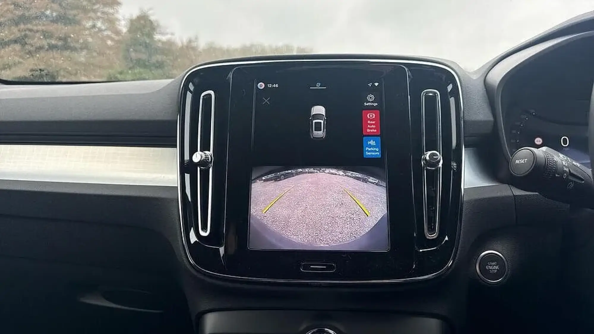 Volvo XC40 Image 23