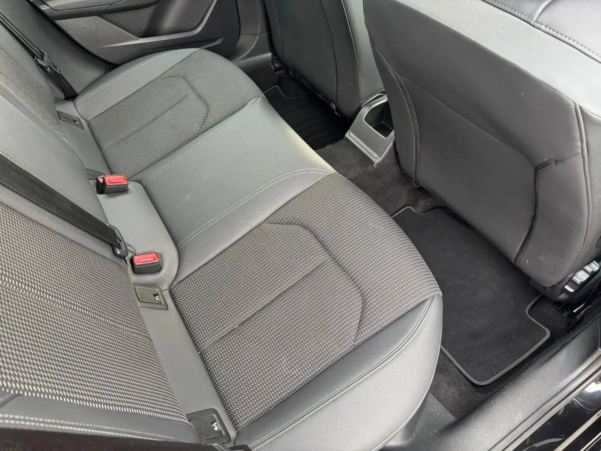 Audi A1 Image 12 Audi A1 Image 12