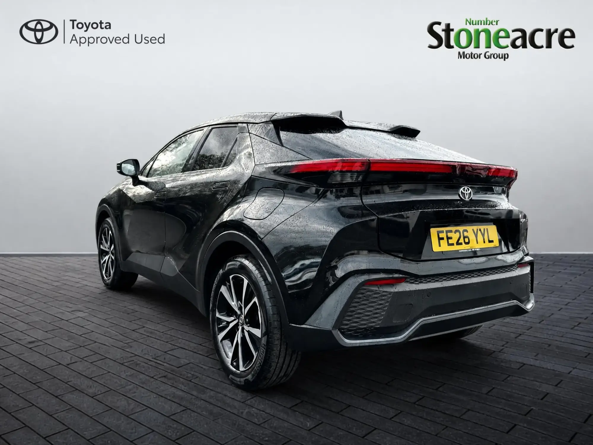 Toyota C-HR Plug-in Hybrid Image 5 Toyota C-HR Plug-in Hybrid Image 5
