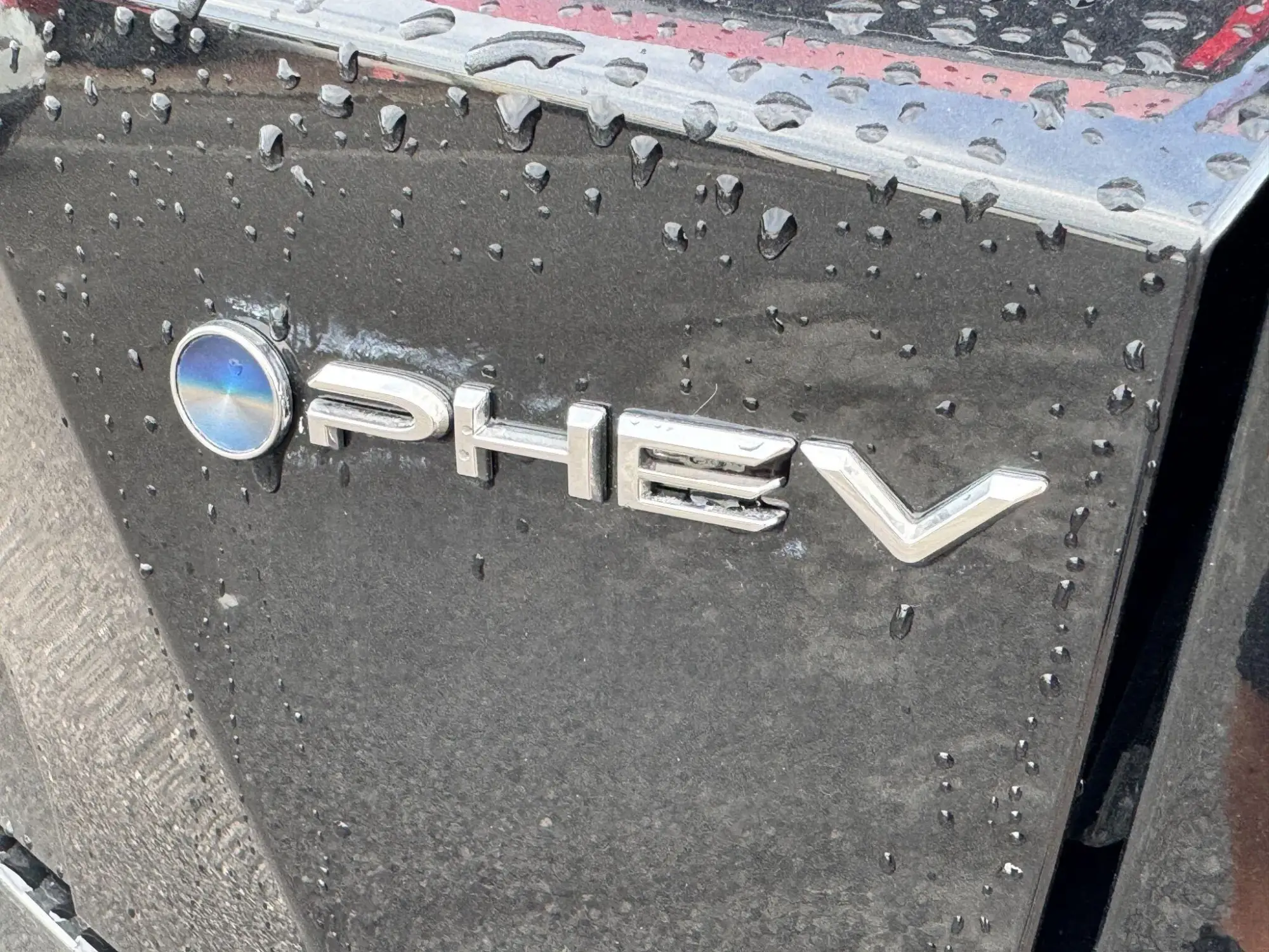 Toyota C-HR Plug-in Hybrid Image 10 Toyota C-HR Plug-in Hybrid Image 10