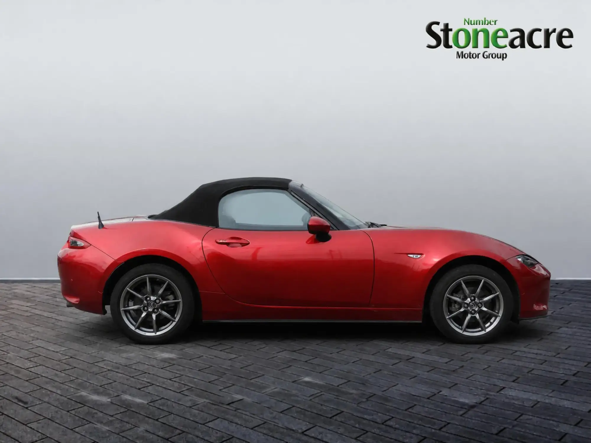 Mazda MX-5 Image 9 Mazda MX-5 Image 9