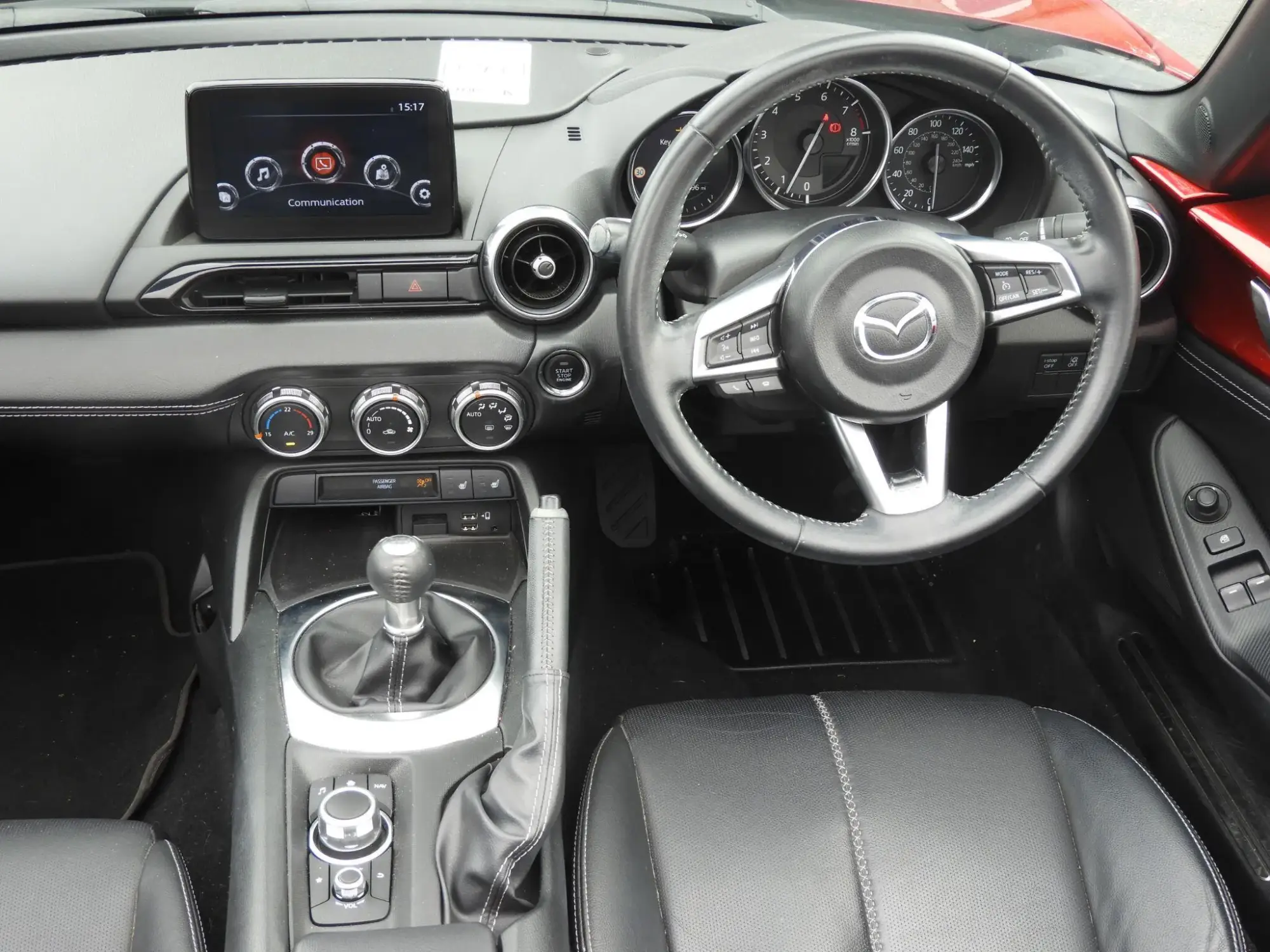 Mazda MX-5 Image 12 Mazda MX-5 Image 12