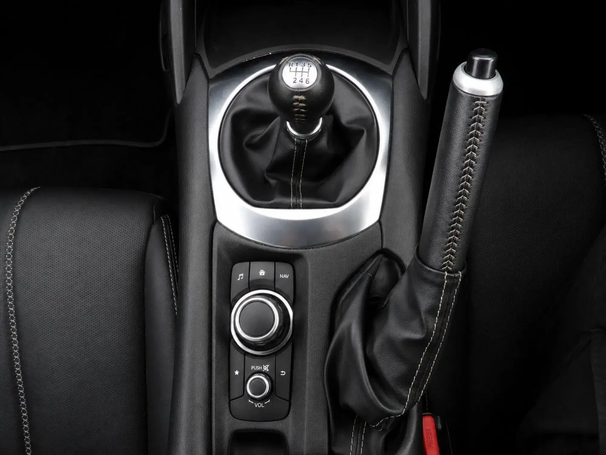 Mazda MX-5 Image 15 Mazda MX-5 Image 15