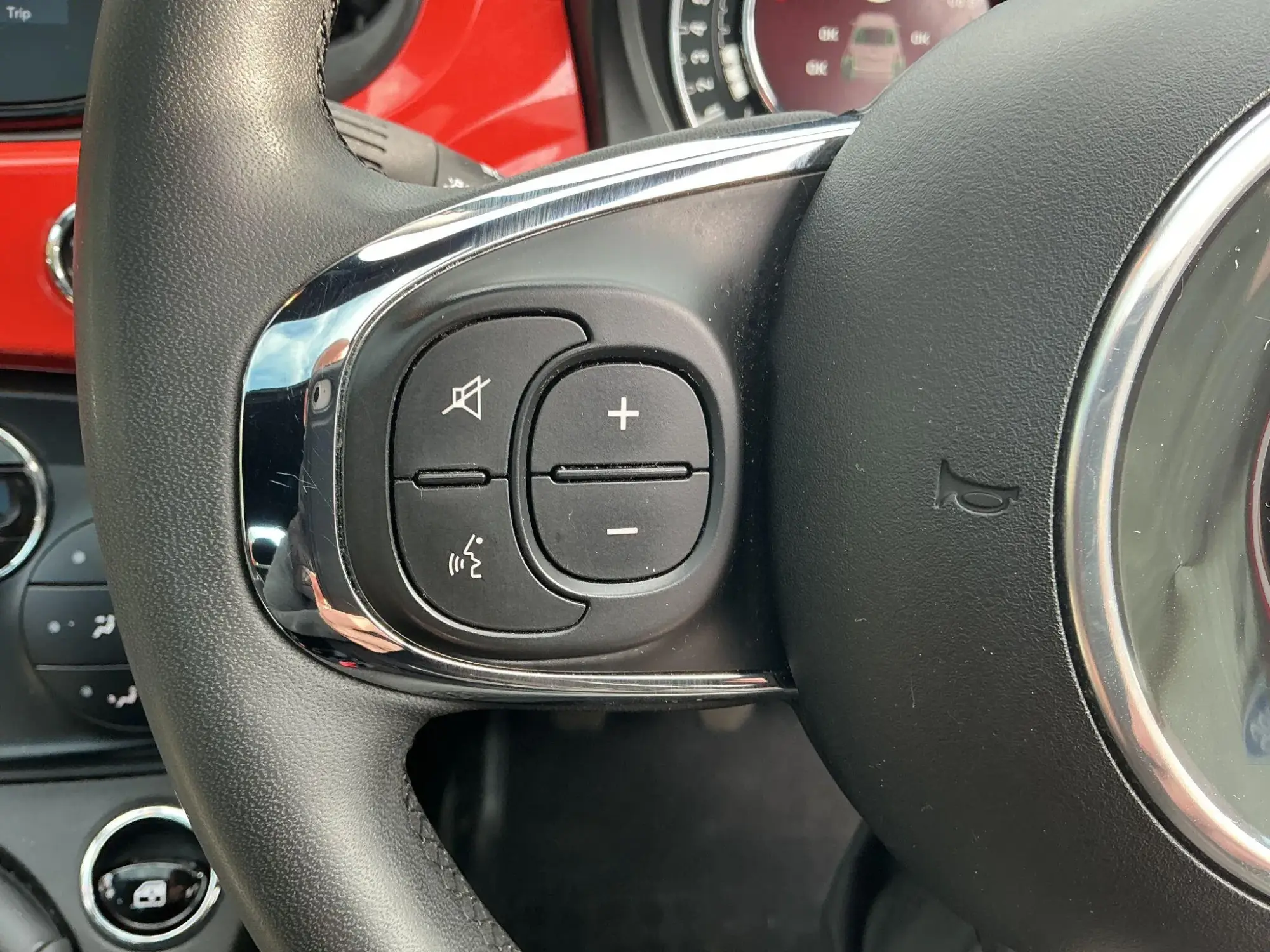 Fiat 500 Hybrid Image 13