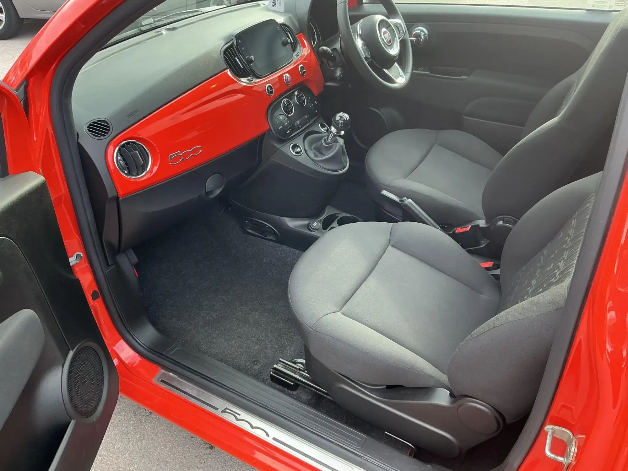 Fiat 500 Hybrid Image 21