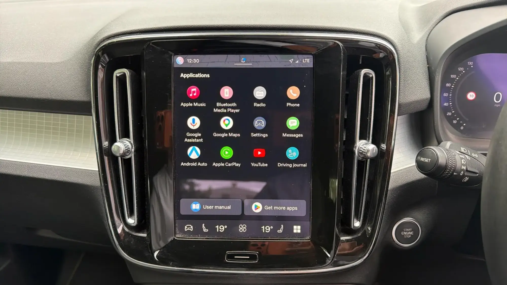 Volvo XC40 Image 12 Volvo XC40 Image 12
