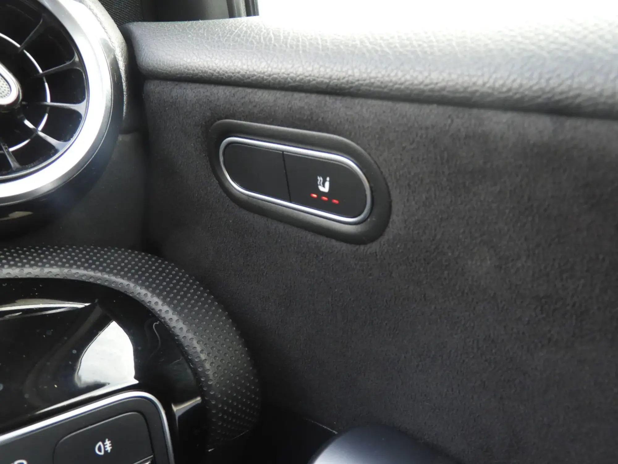 Mercedes-Benz A-Class Image 20