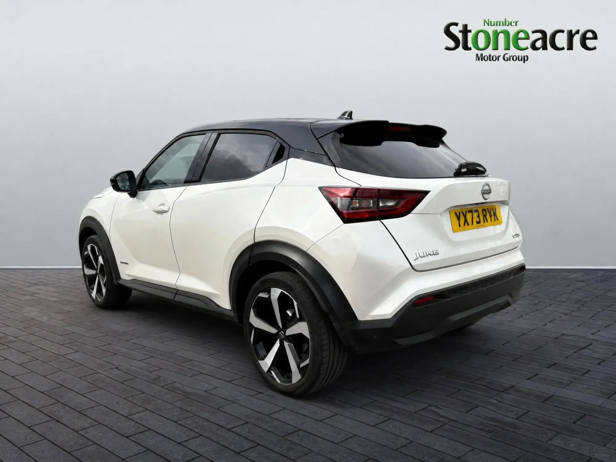 Nissan Juke Hybrid Image 4