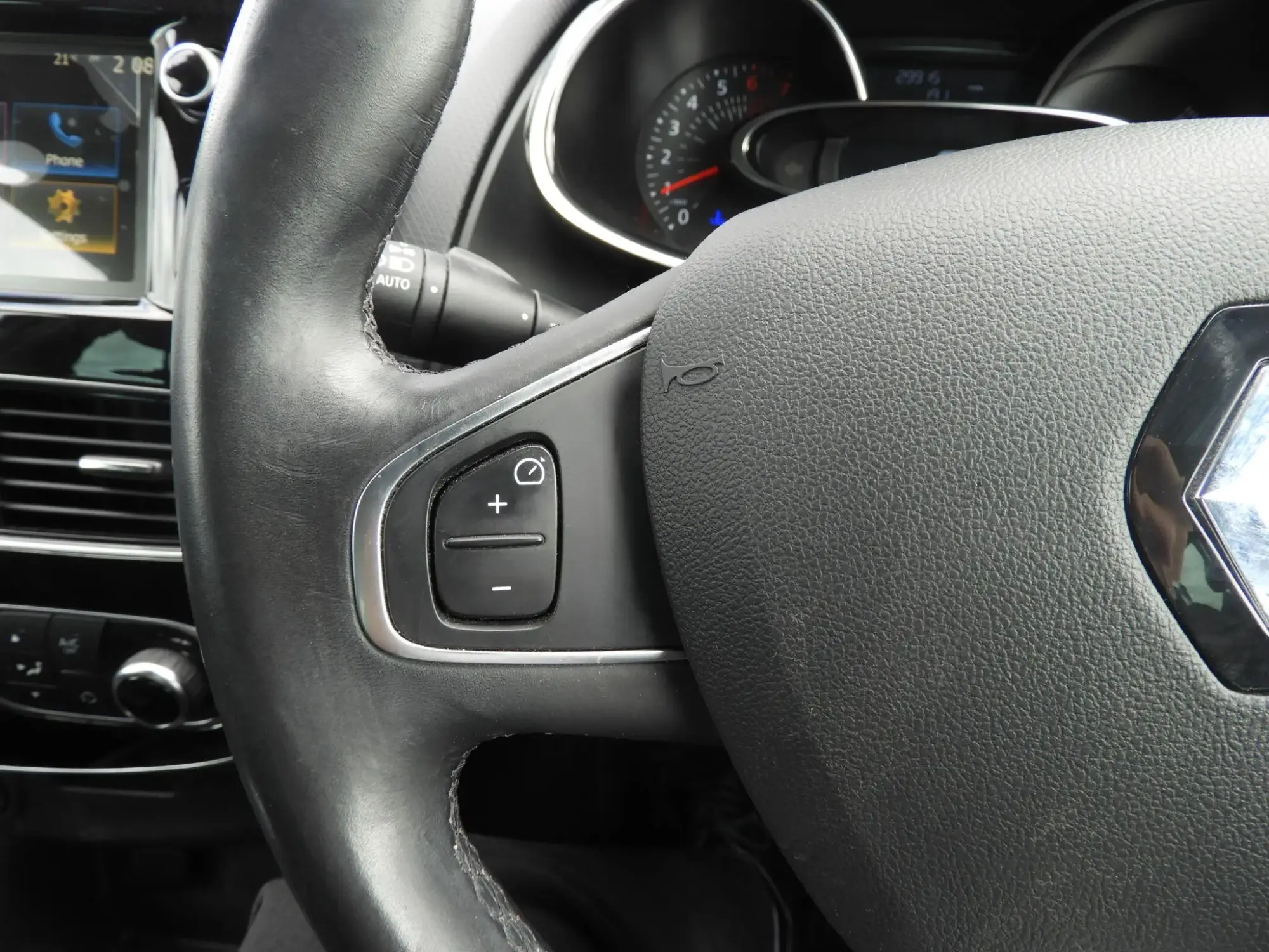 Renault Clio Image 22