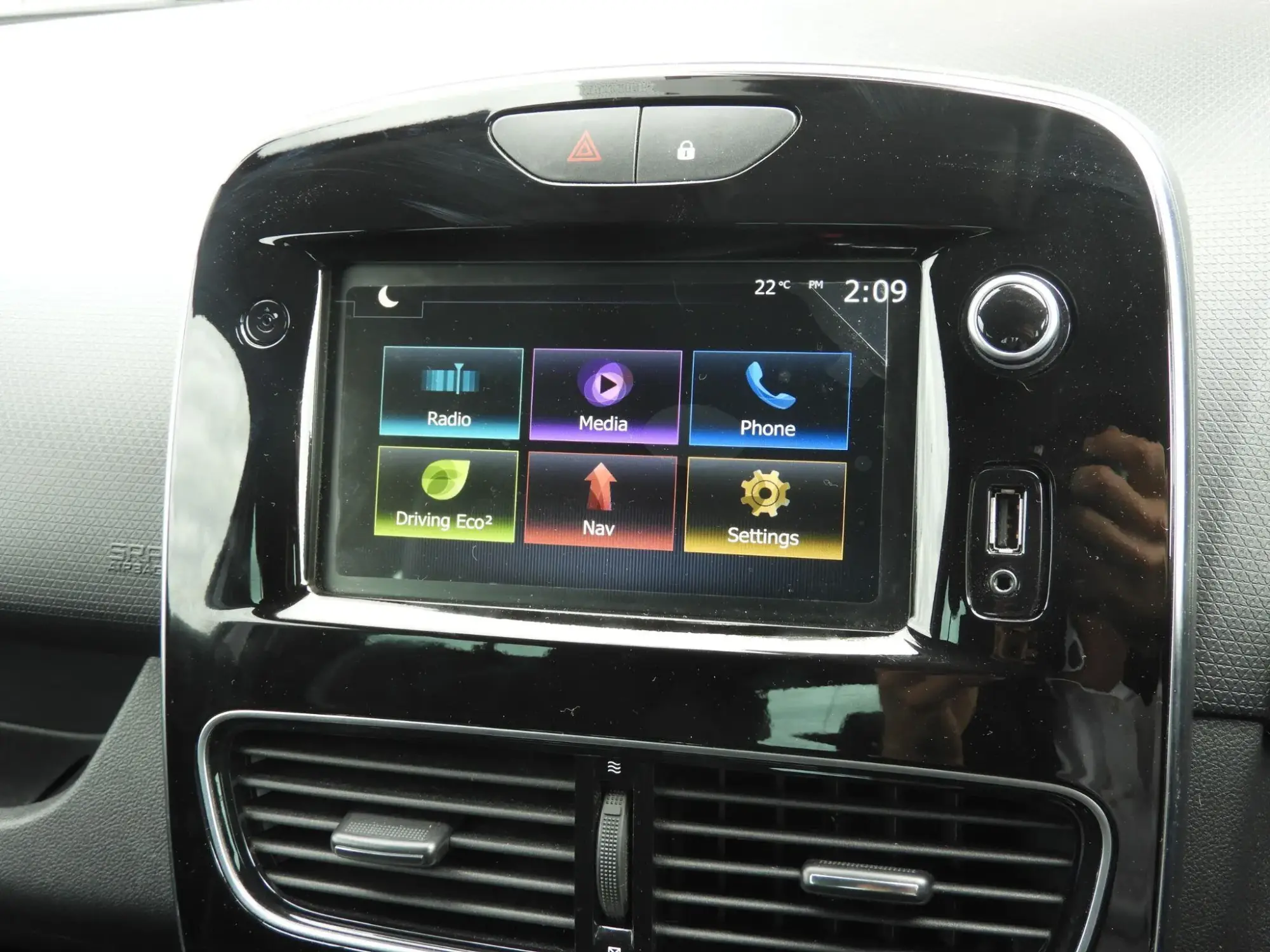 Renault Clio Image 26