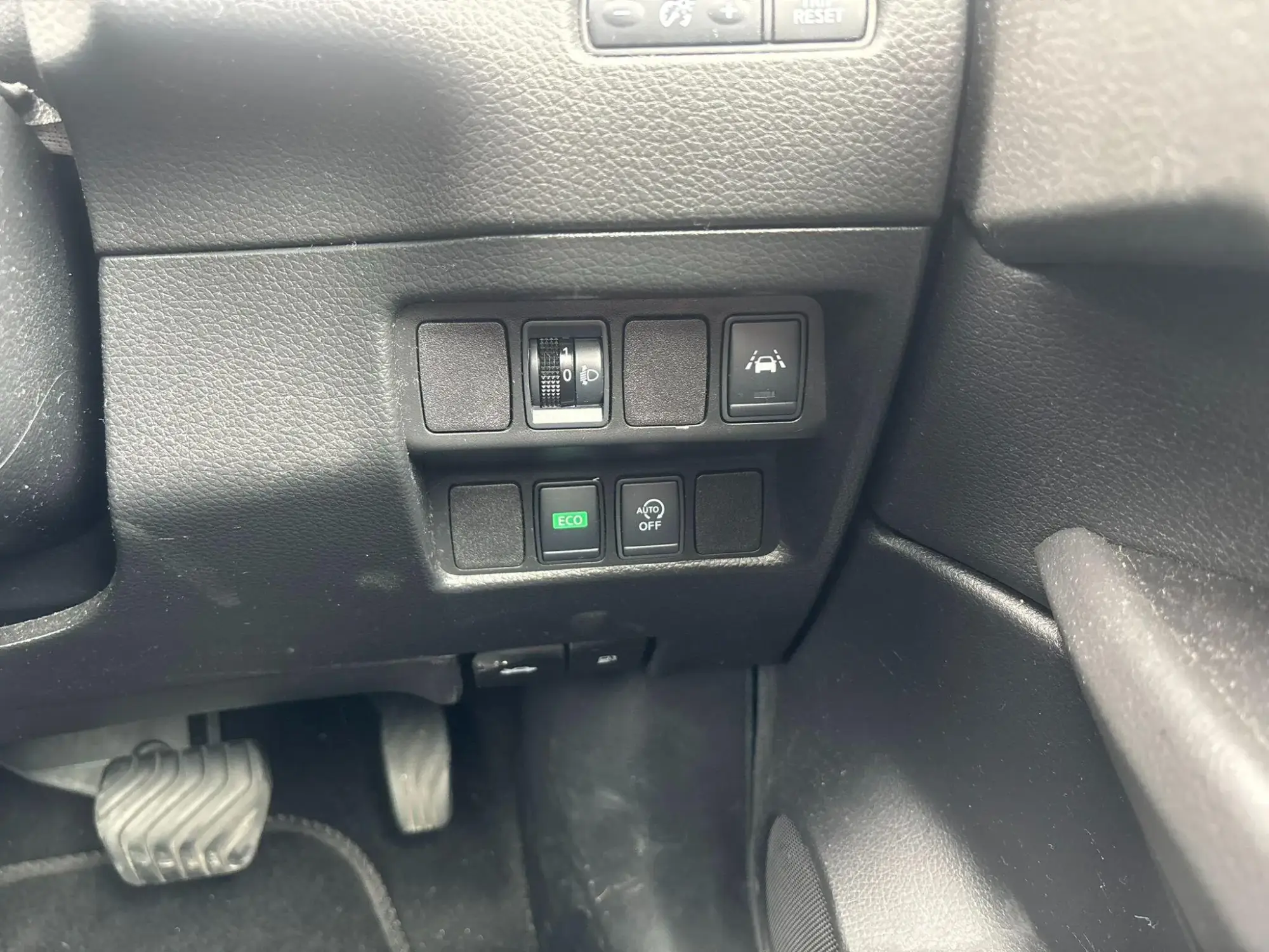 Nissan Qashqai Image 17 Nissan Qashqai Image 17