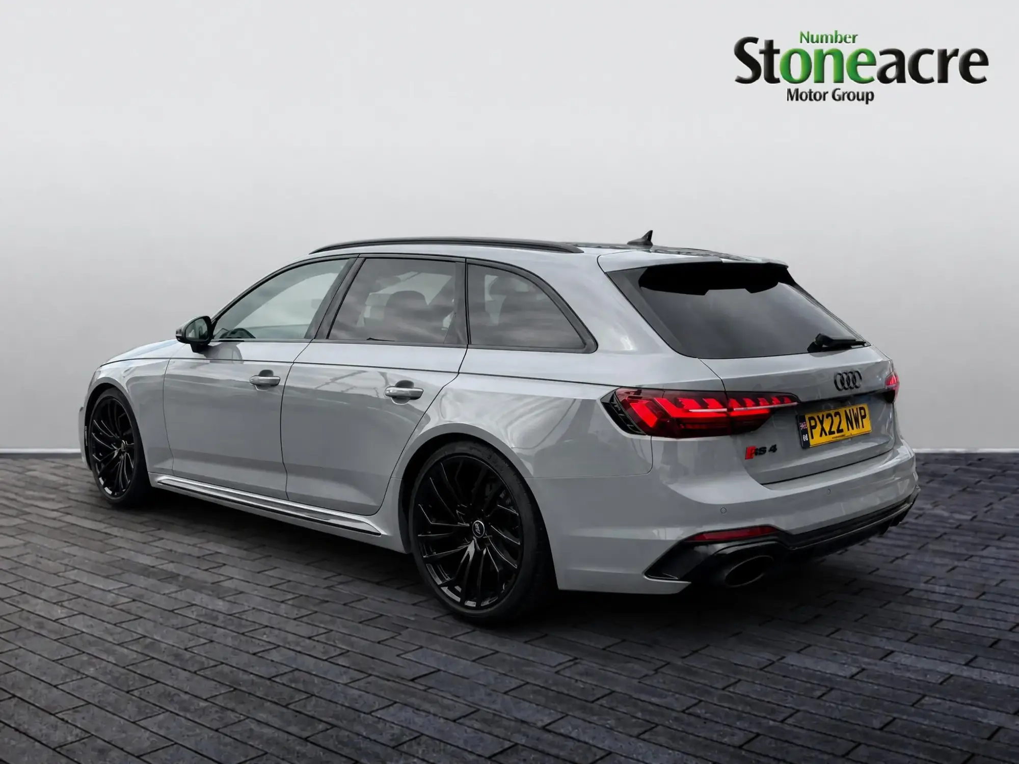 Audi RS 4 Avant Image 4 Audi RS 4 Avant Image 4