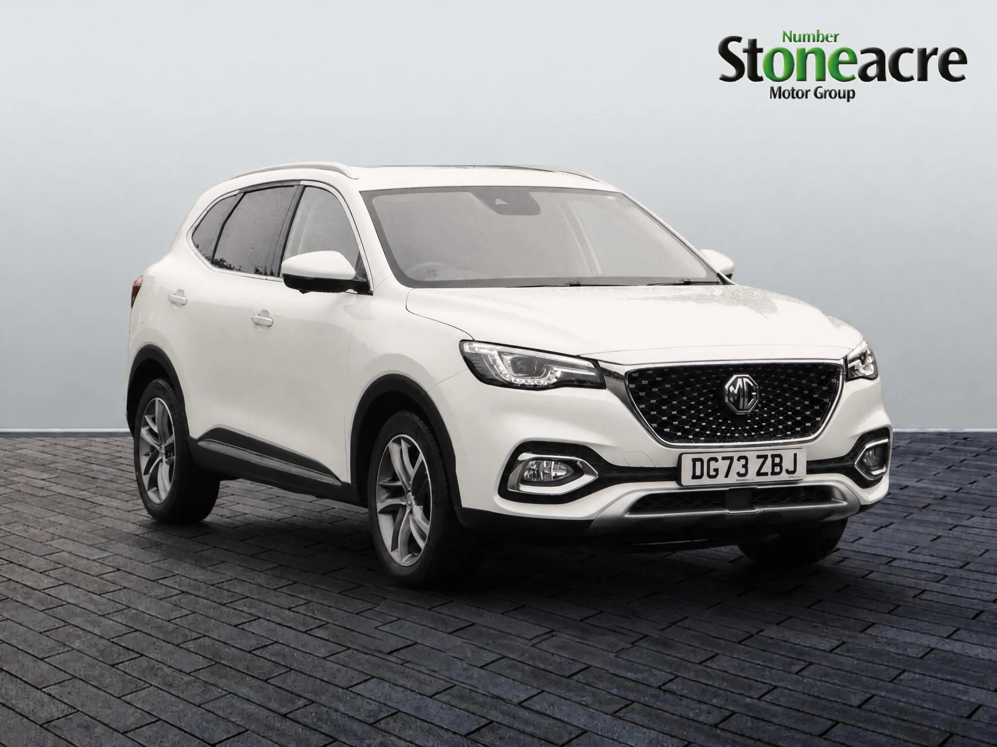 MG HS Plug-in Hybrid