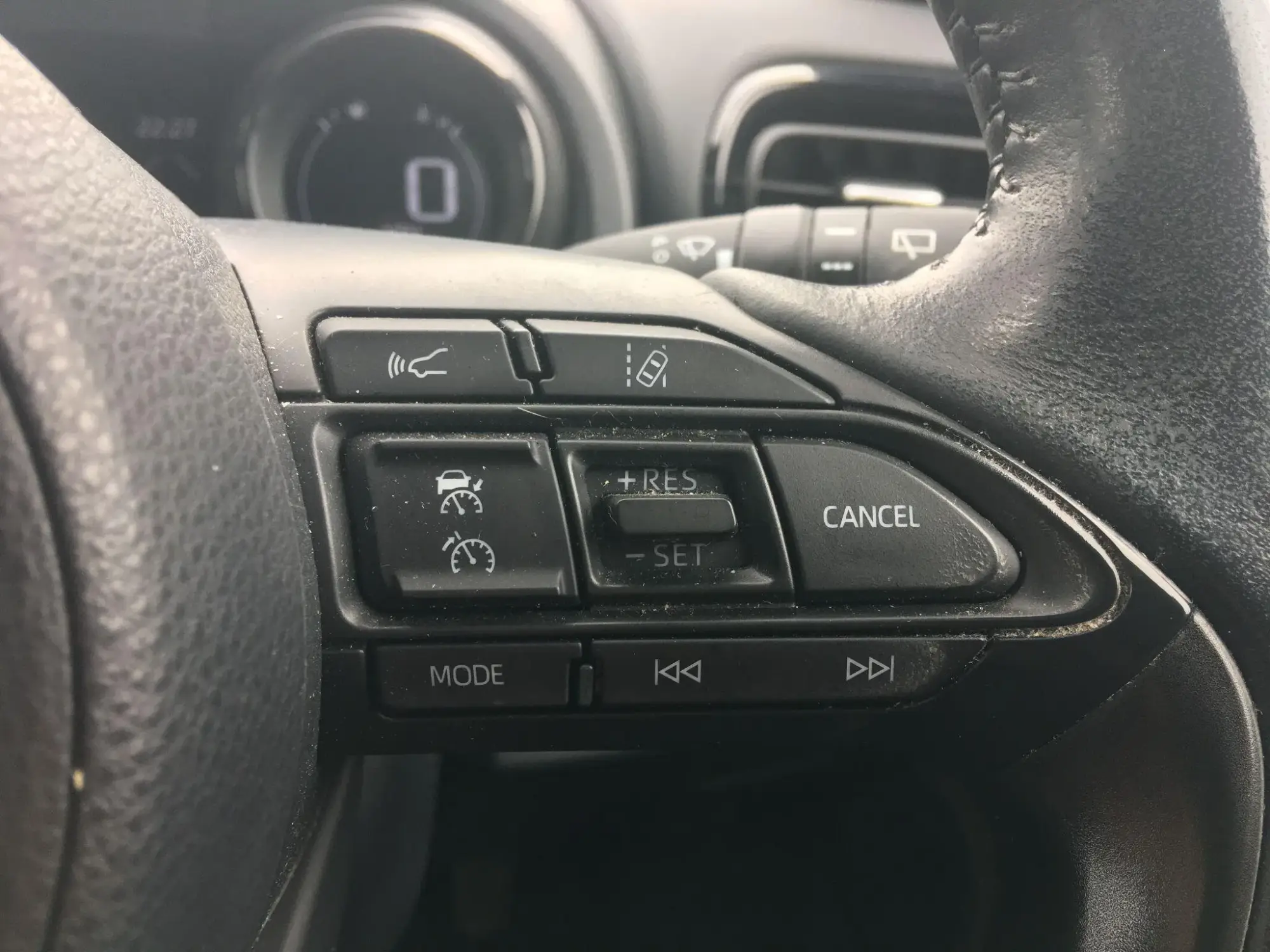 Toyota Yaris Image 24