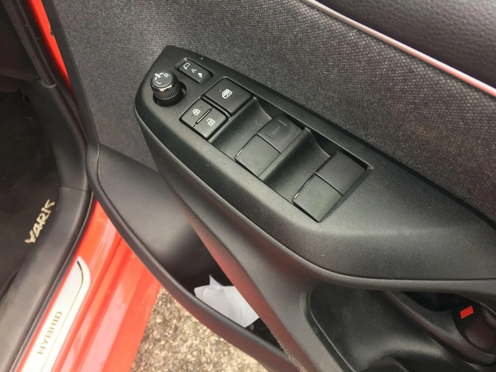 Toyota Yaris Image 32