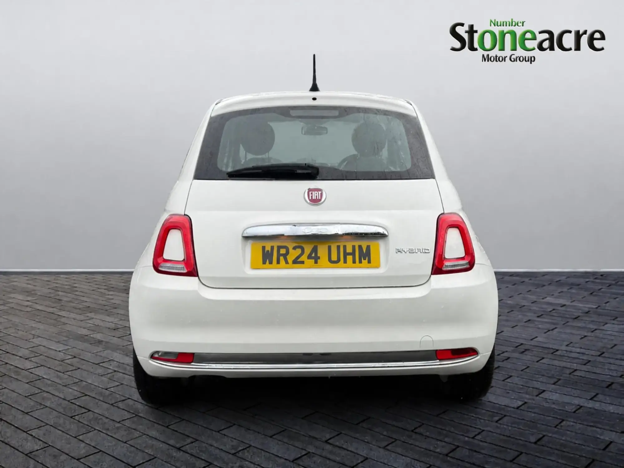 Fiat 500 Hybrid Image 4
