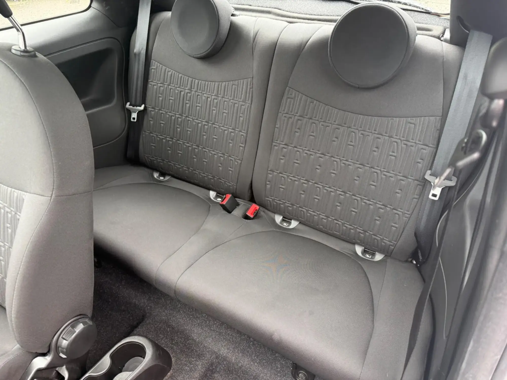 Fiat 500 Hybrid Image 10