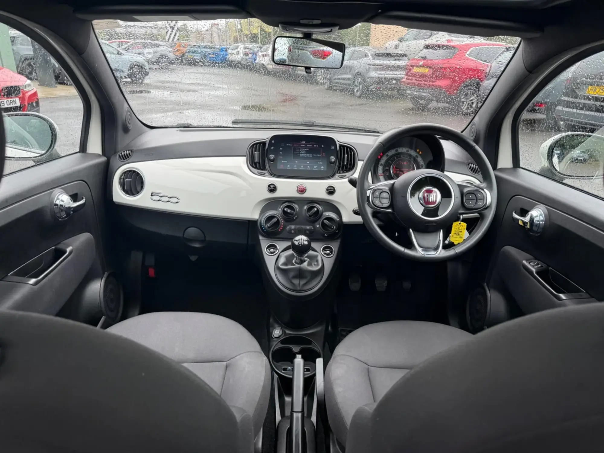 Fiat 500 Hybrid Image 13