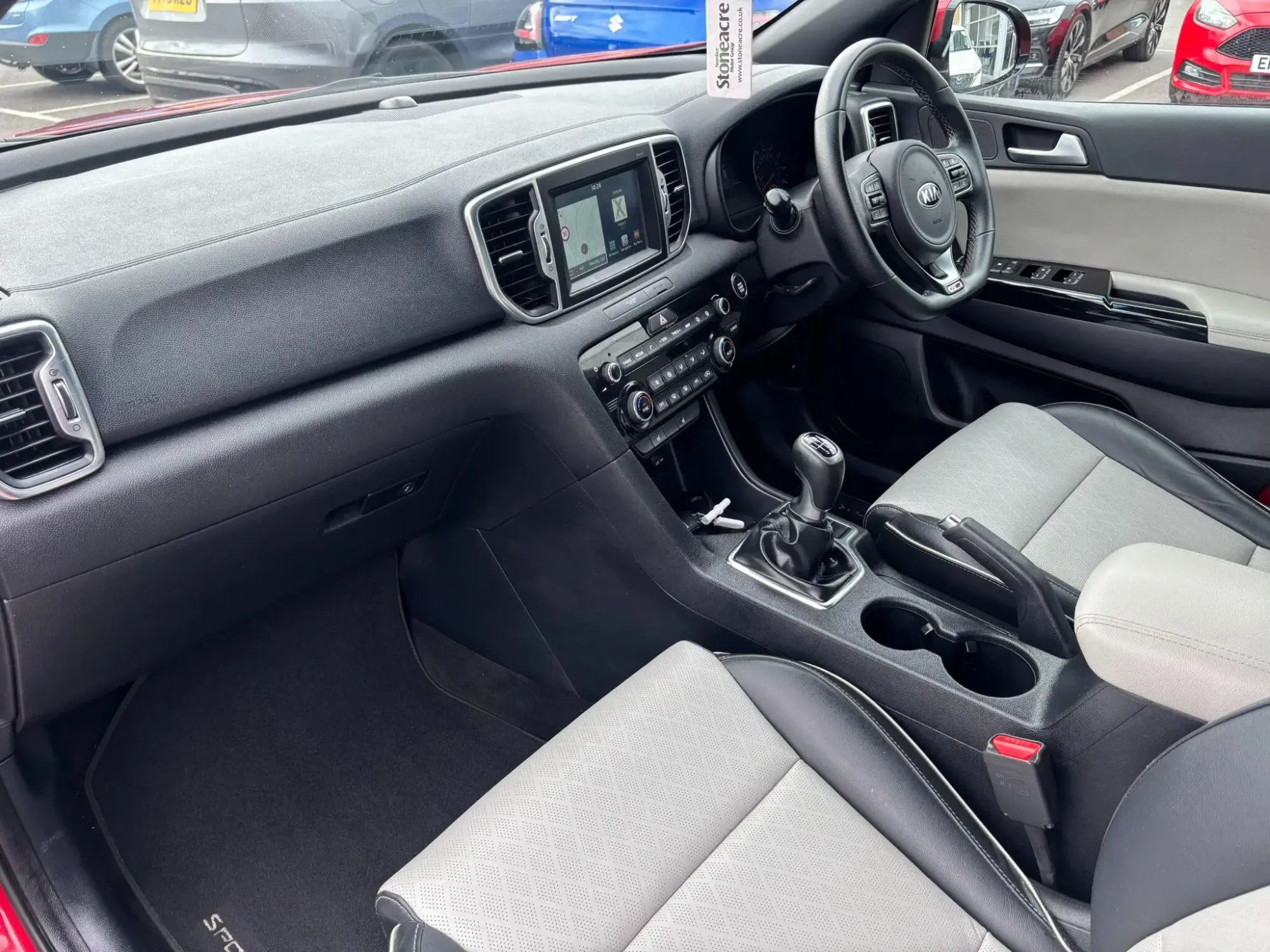 Kia Sportage Image 10