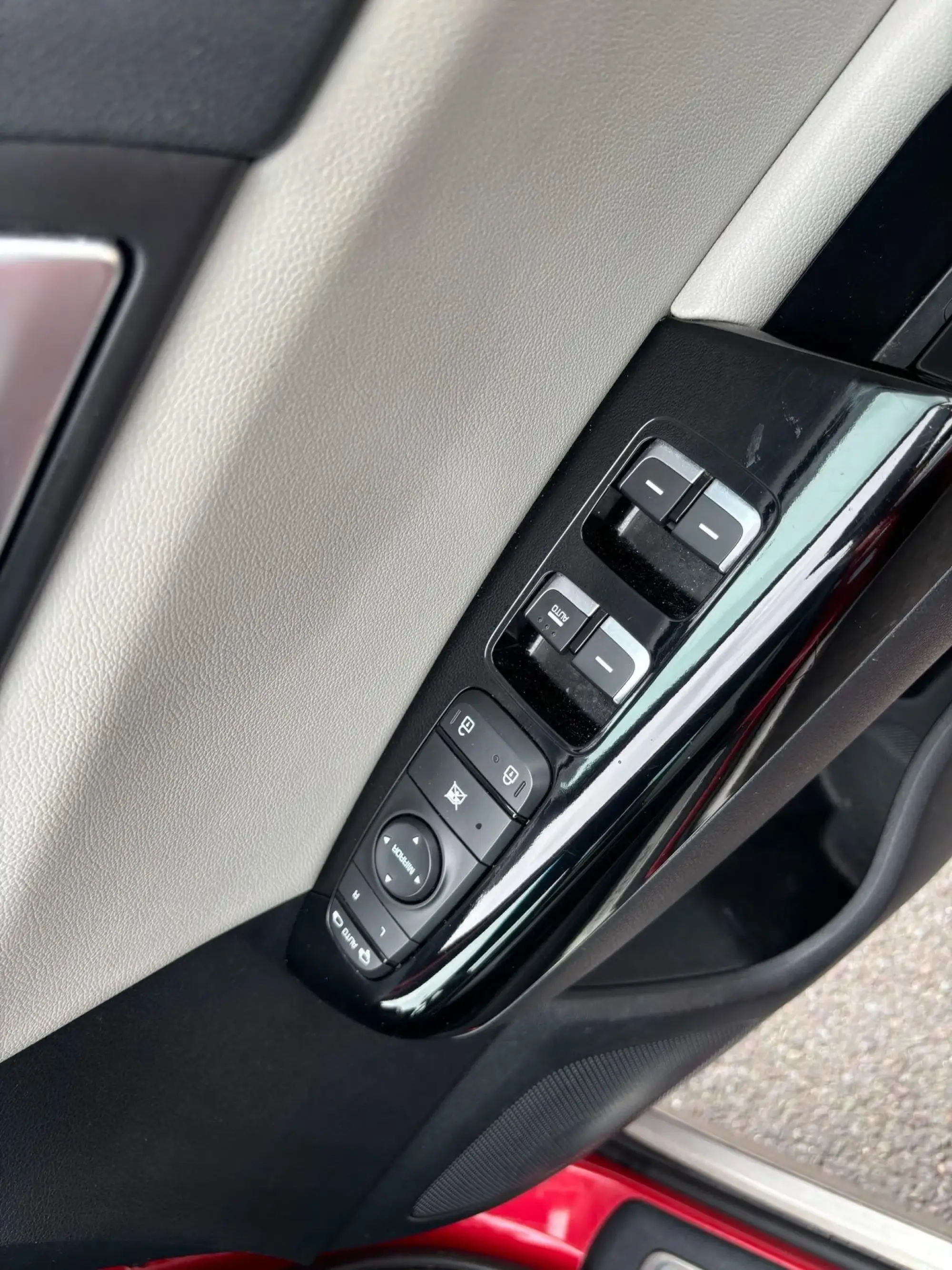 Kia Sportage Image 12