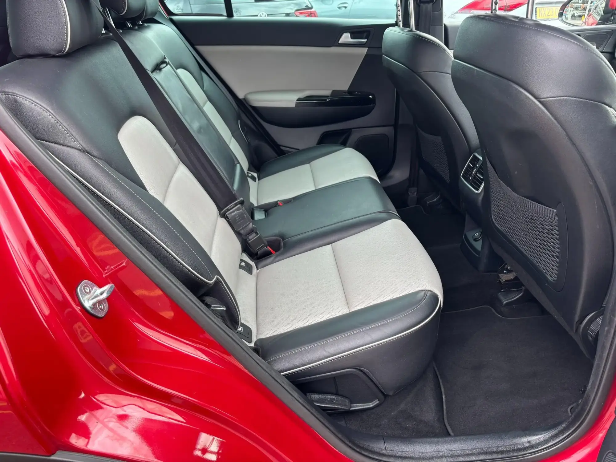 Kia Sportage Image 13
