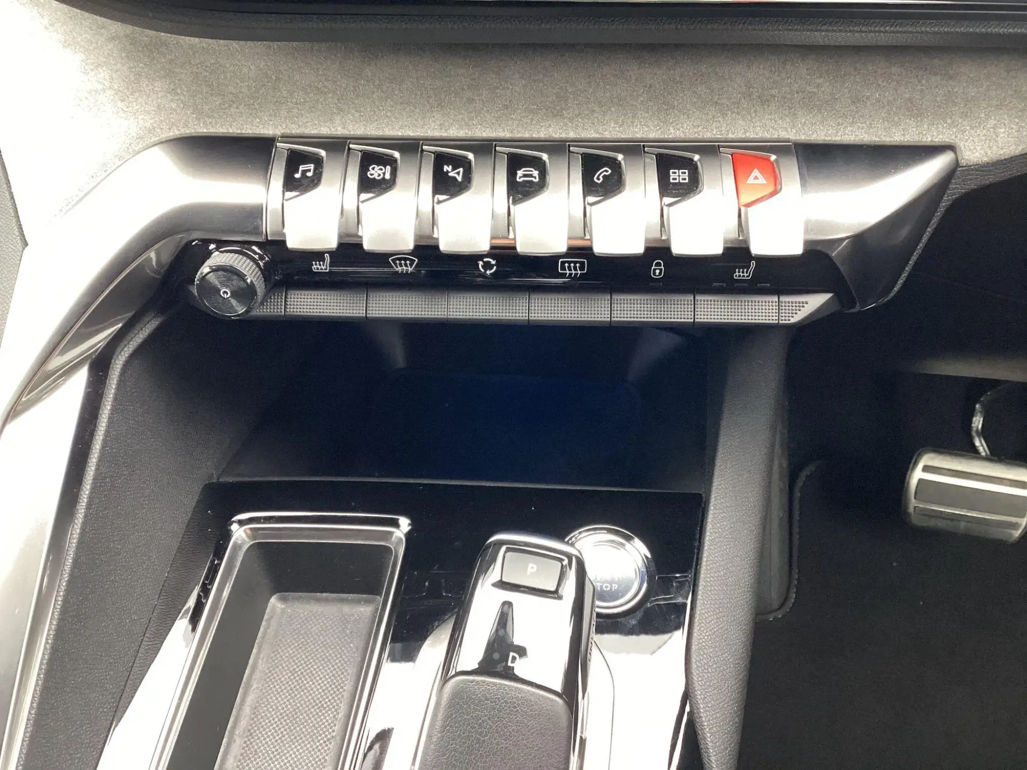 Peugeot 3008 Image 11