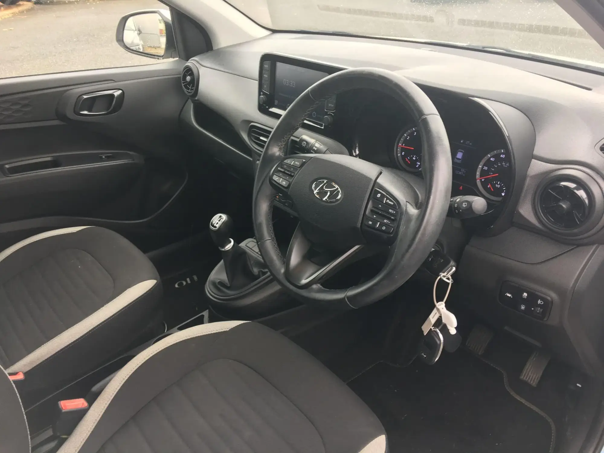 Hyundai i10 Image 11
