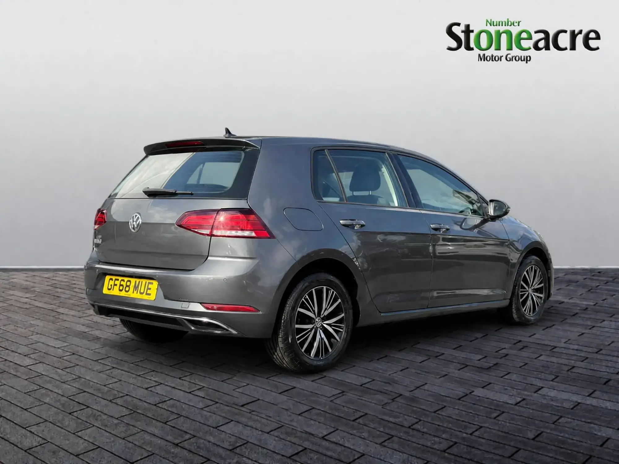 Volkswagen Golf Image 3