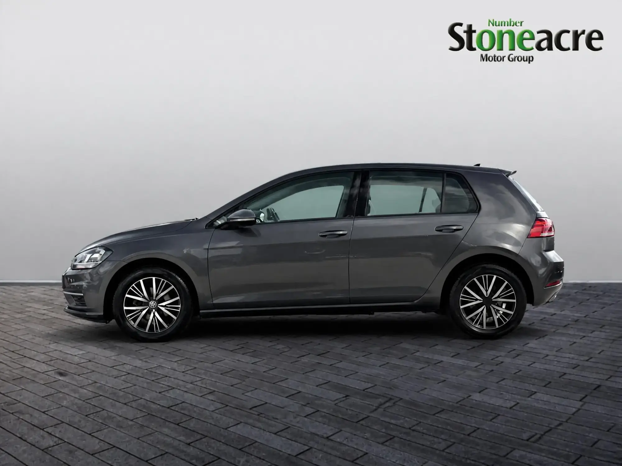 Volkswagen Golf Image 6