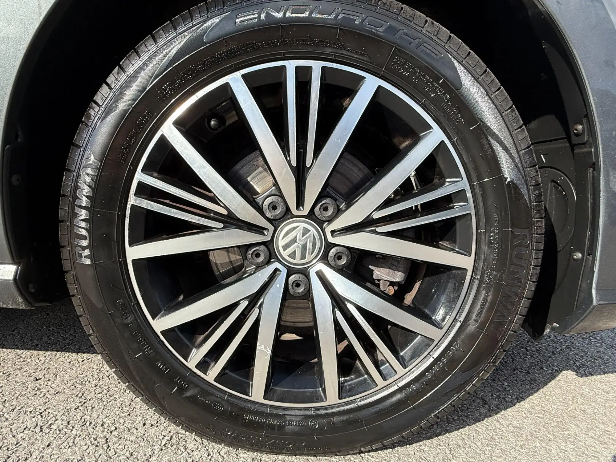 Volkswagen Golf Image 9