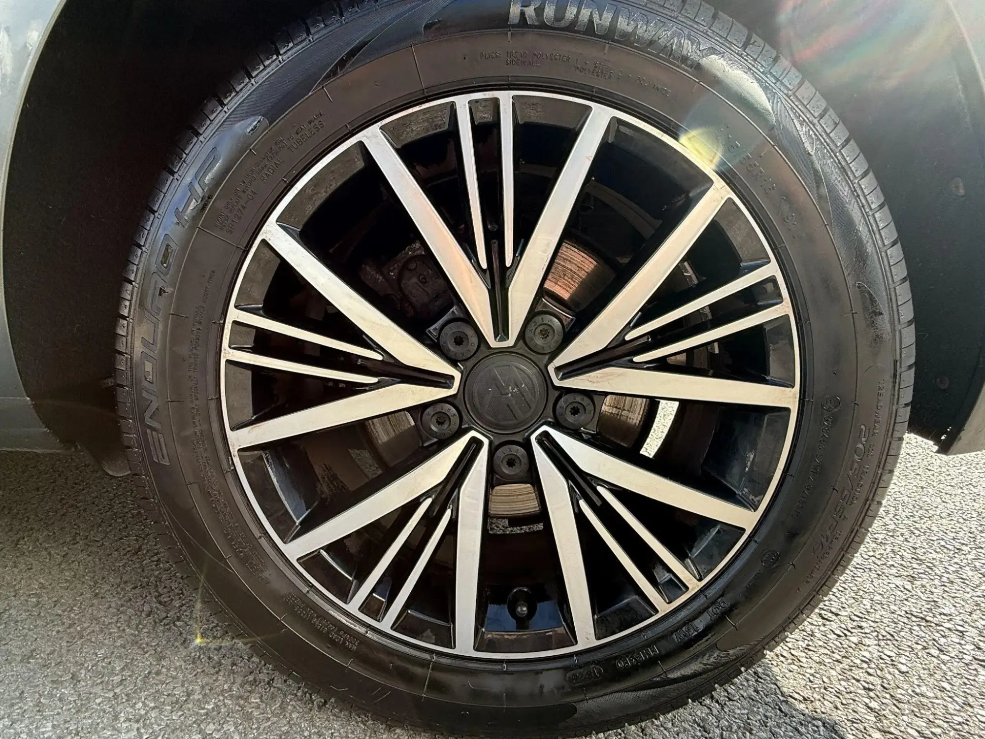 Volkswagen Golf Image 11